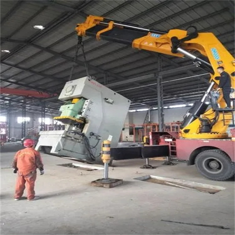 秀英80吨折臂吊车出租附近电话