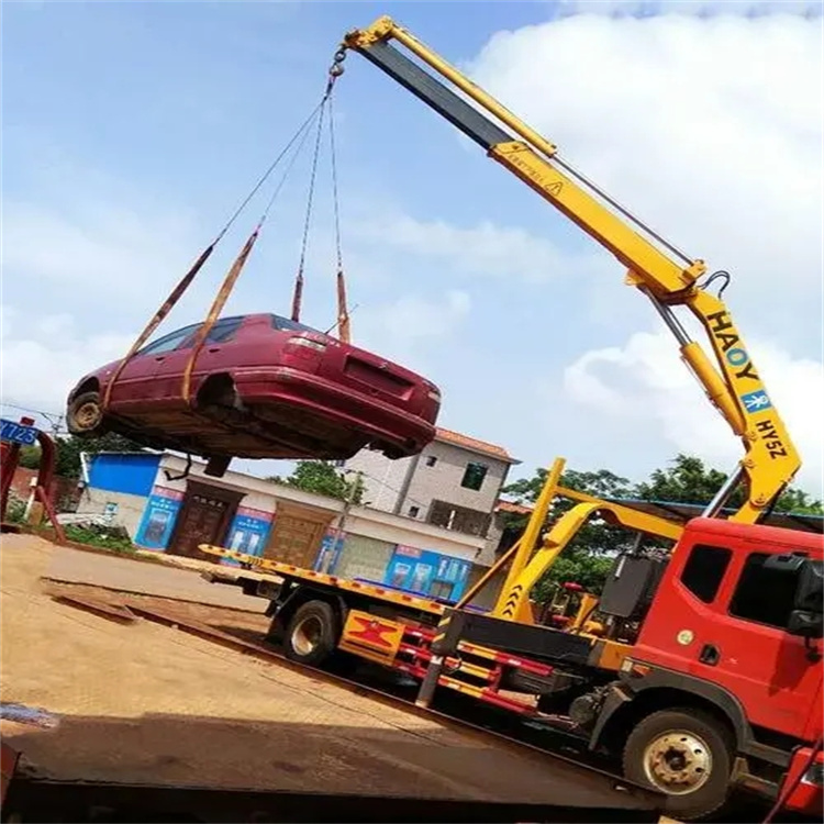 秀英吊车吊汽车的正确方法